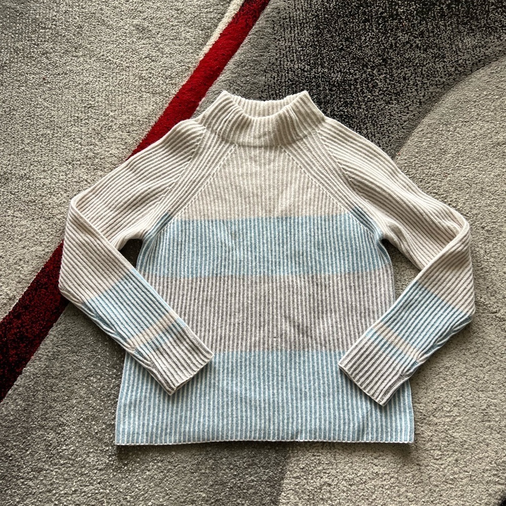 Kinross Colorblock Ribbed Knit Mockneck Cashmere Sweater